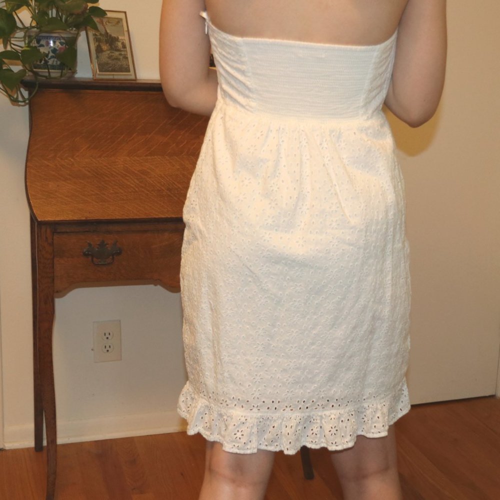 eyelet lace strapless white summer dress - Picture 3 of 4